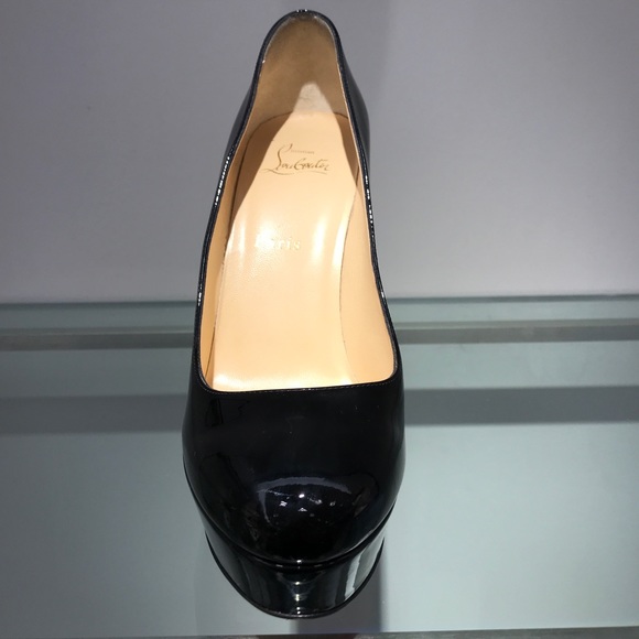Christian Louboutin Bianca(Sold through IG) - Picture 2 of 3